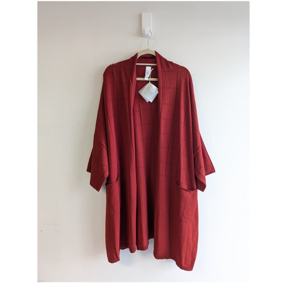 Wynne Layers Pointelle Drama Kimono - Picture 1 of 10